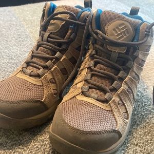 Columbia hiking boots